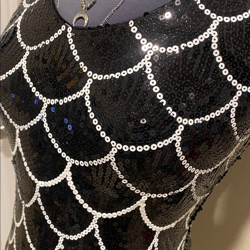 Love Reign Sequin Halter dress - Picture 2 of 5